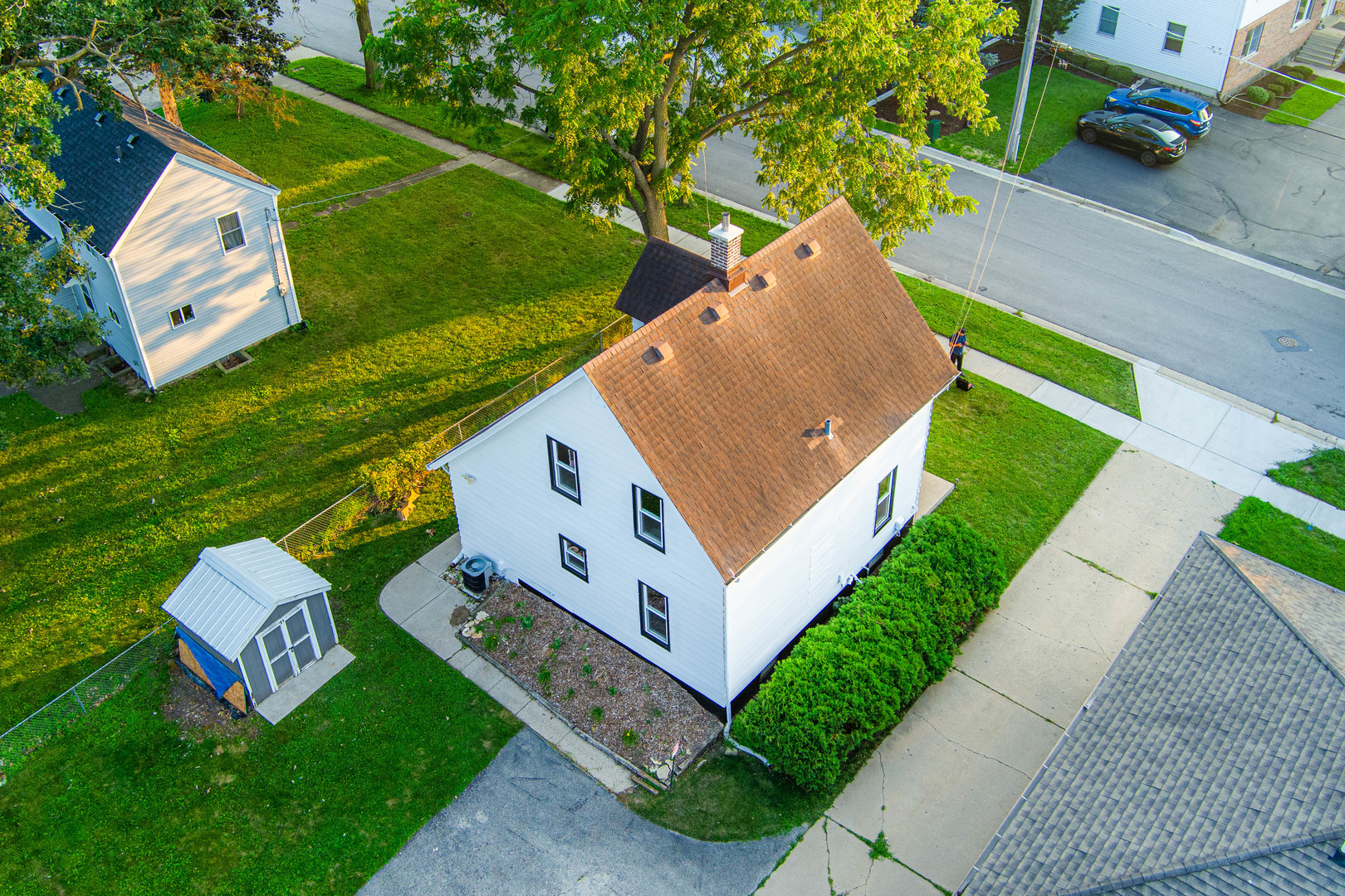 120 Sabin Street Sycamore, IL 60178 - Photo 26 of 27 an aerial view of a house