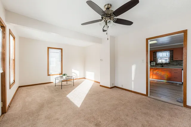 $209,900 | 120 Sabin Street, Sycamore, IL 60178