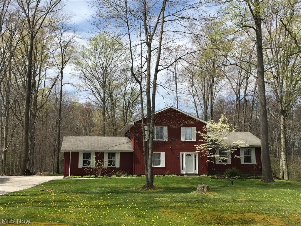 16466 Snow Road Chagrin Falls, OH 44023 - Photo 1 of 28 Gallery Image 1