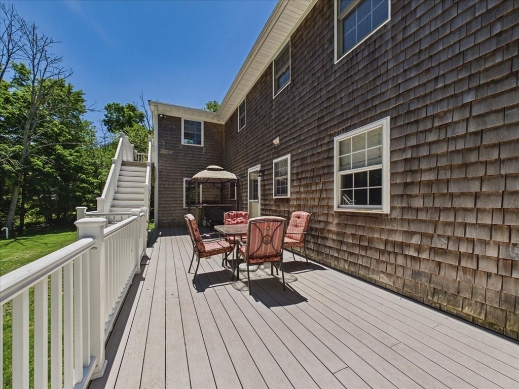 121 Plain Street Rehoboth, MA 02769 - Photo 29 of 39