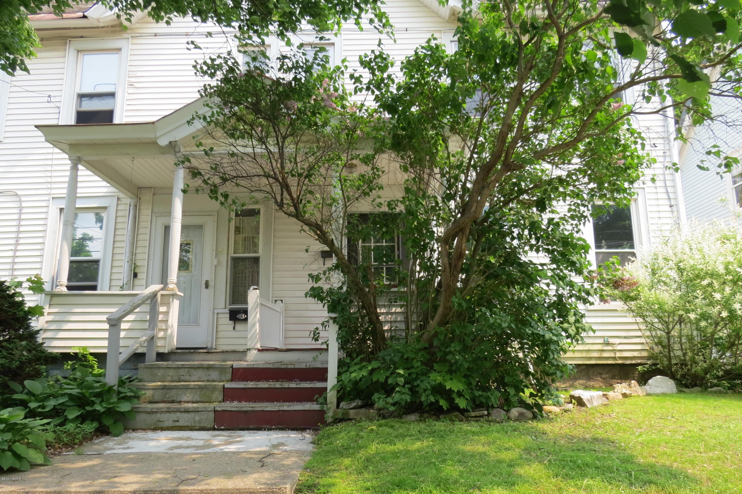 33 Summer Street Adams, MA 01220 - Photo 1 of 26 IMG_6046