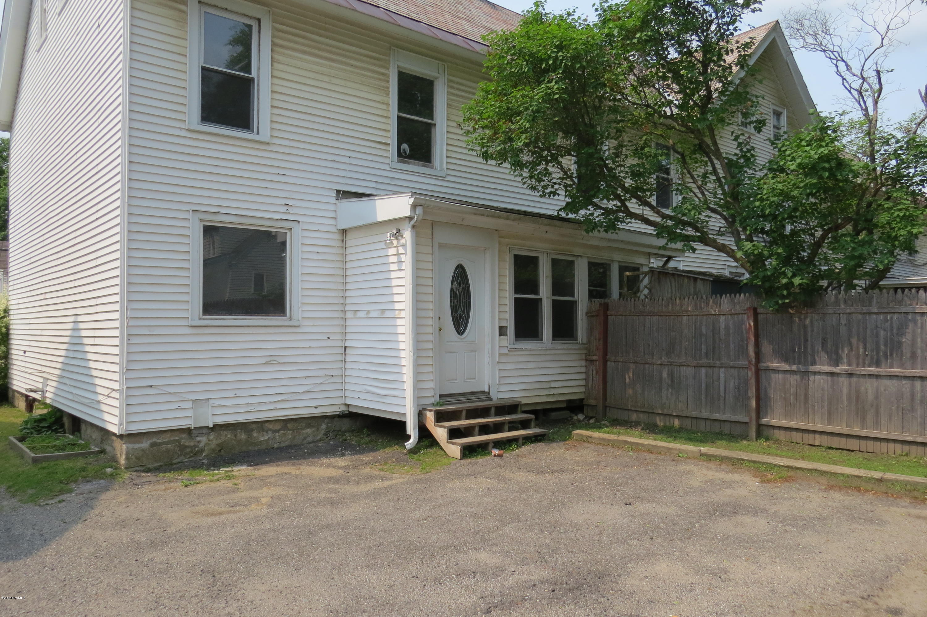 33 Summer Street Adams, MA 01220 - Photo 2 of 26 parking