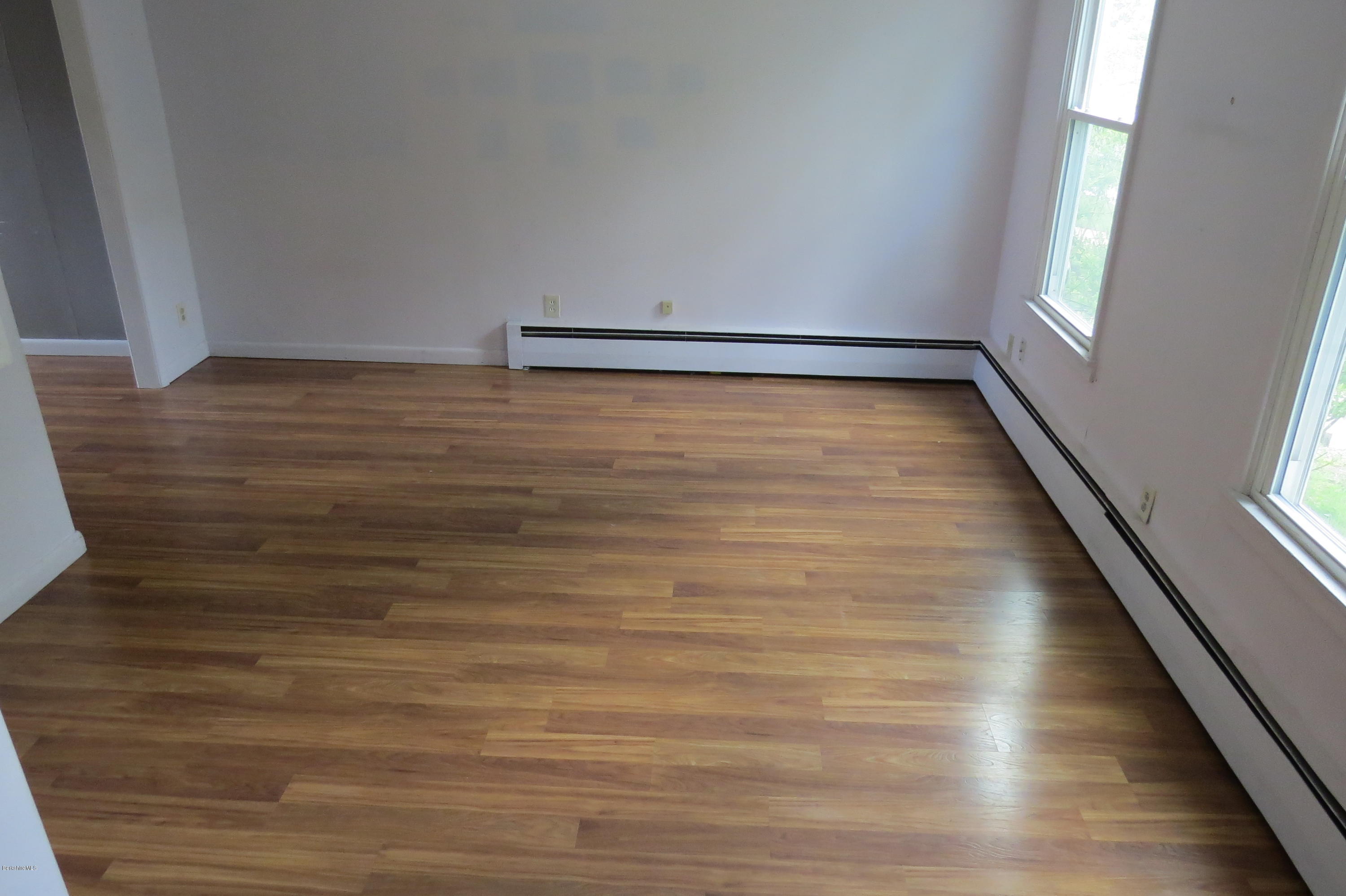 33 Summer Street Adams, MA 01220 - Photo 14 of 26 Living Room