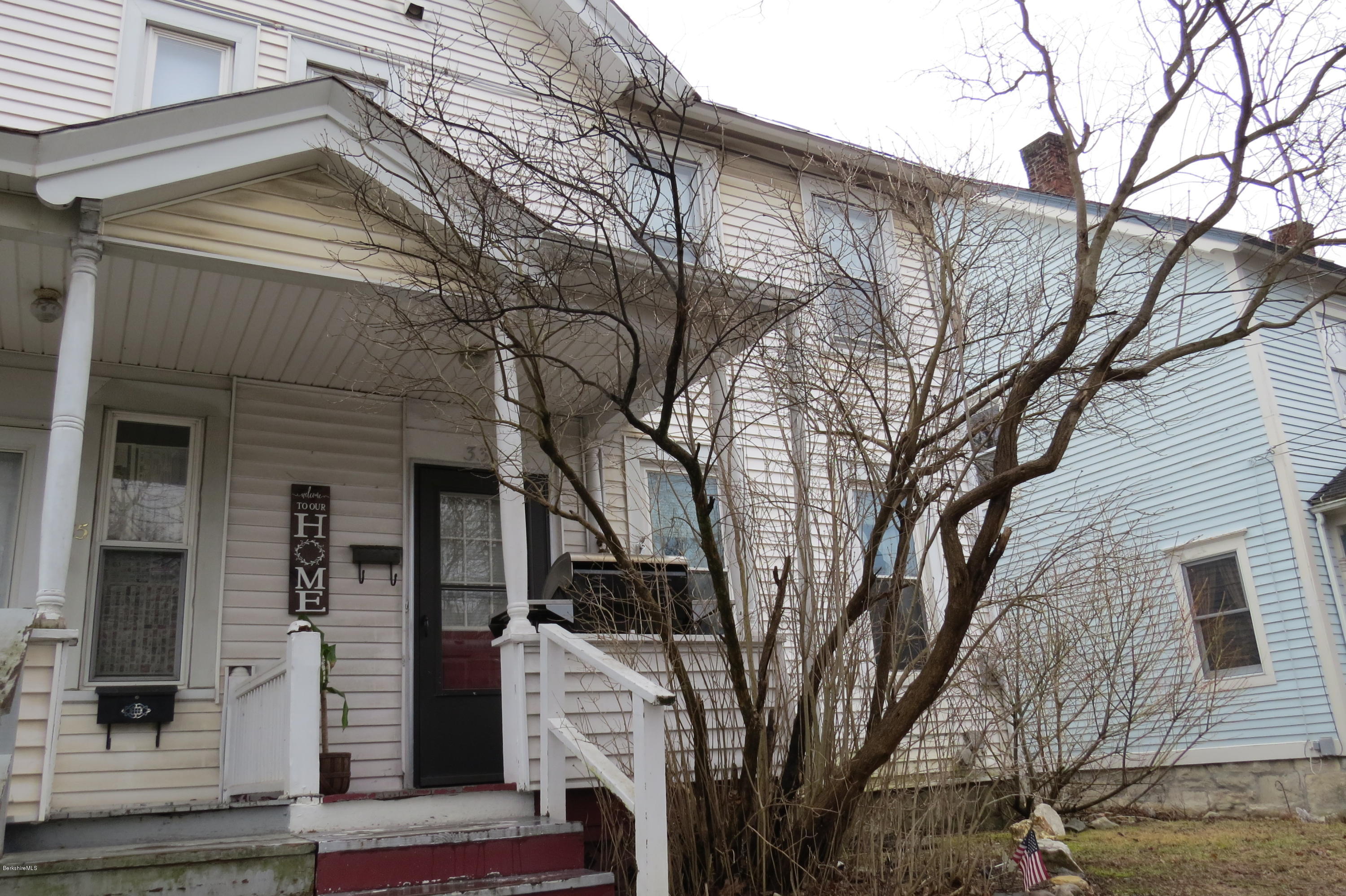 33 Summer Street Adams, MA 01220 - Photo 4 of 26 row house