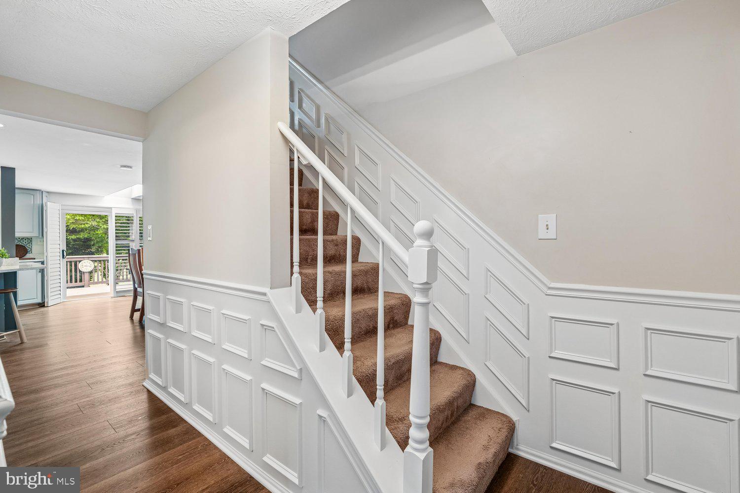 8044 Red Jacket Way Jessup, MD 20794 - Photo 5 of 71 INVITING FOYER W/ CUSTOM PANELED WALLS