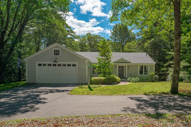 $950,000 | 853 Mere Point Road, Brunswick, ME 04011