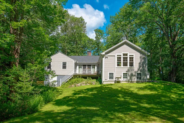 $950,000 | 853 Mere Point Road, Brunswick, ME 04011