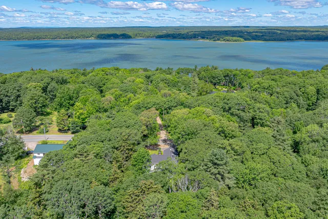 $950,000 | 853 Mere Point Road, Brunswick, ME 04011