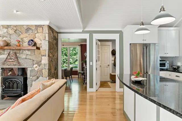 $950,000 | 853 Mere Point Road, Brunswick, ME 04011