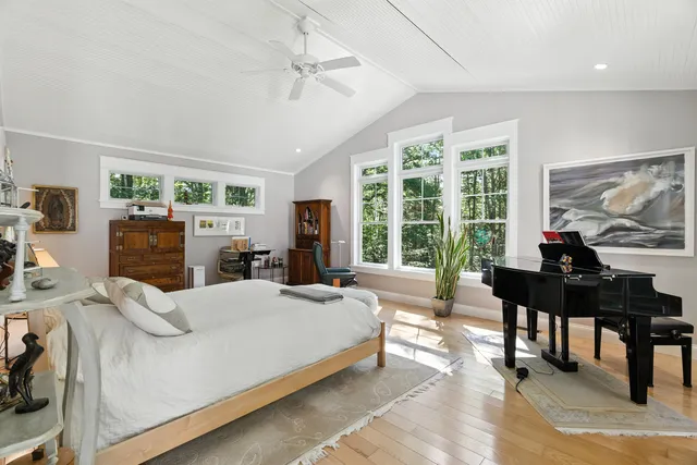 $950,000 | 853 Mere Point Road, Brunswick, ME 04011