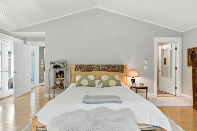 $950,000 | 853 Mere Point Road, Brunswick, ME 04011