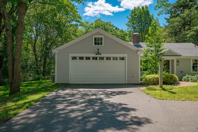 $950,000 | 853 Mere Point Road, Brunswick, ME 04011
