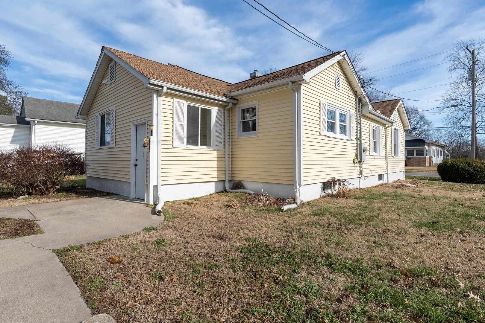 407 Church Street Christopher, IL 62822 - Photo 32 of 40