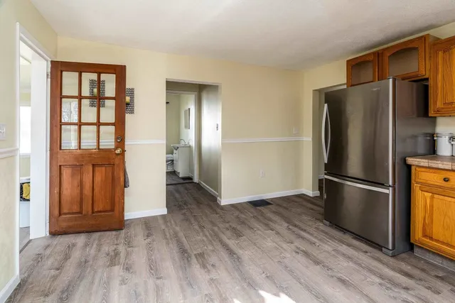 $173,400 | 407 Church Street, Christopher, IL 62822