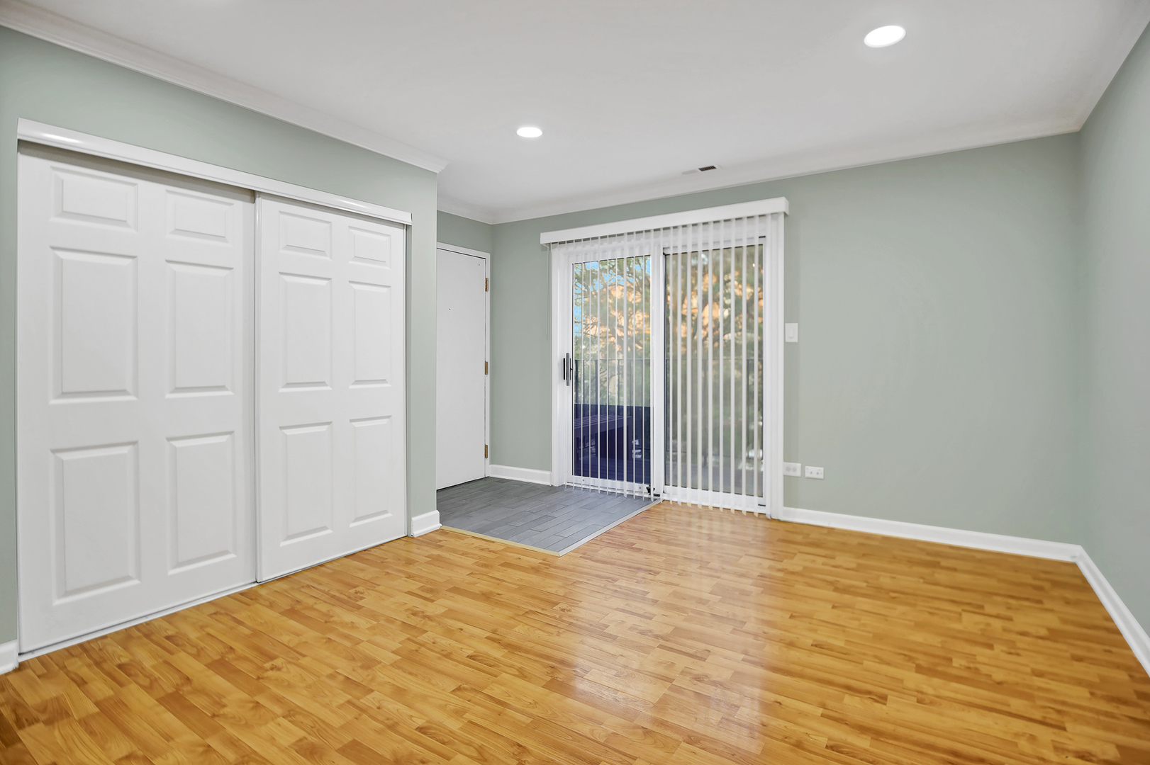 1783 West Algonquin Road, Unit 3A Mount Prospect, IL 60056 - Photo 6 of 19 Gallery Image 6