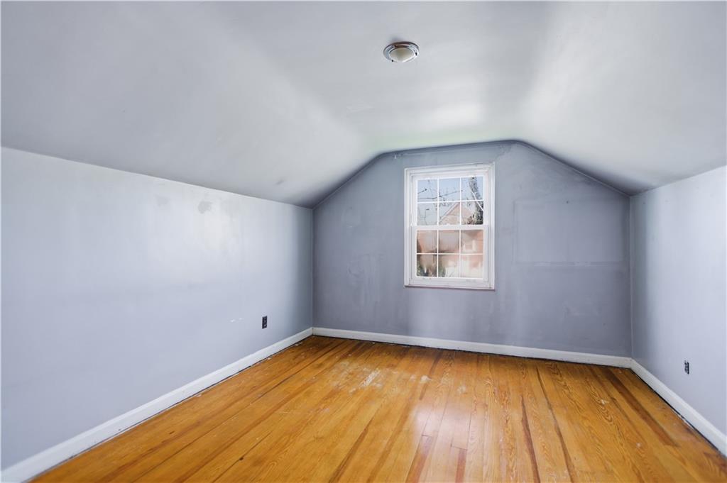 64 Harmon Creek Road Burgettstown, PA 15021 - Photo 18 of 29 an empty room with a window