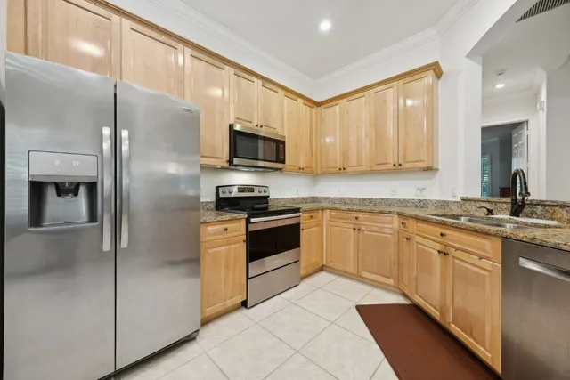 $4,500 | 95069 San Remo Drive, Fernandina Beach, FL 32034