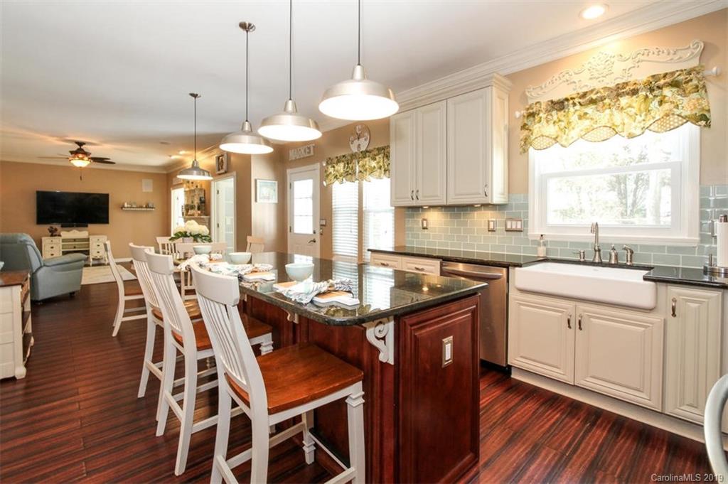 515 Whitehead Court Fort Mill, SC 29708 - Photo 7 of 34