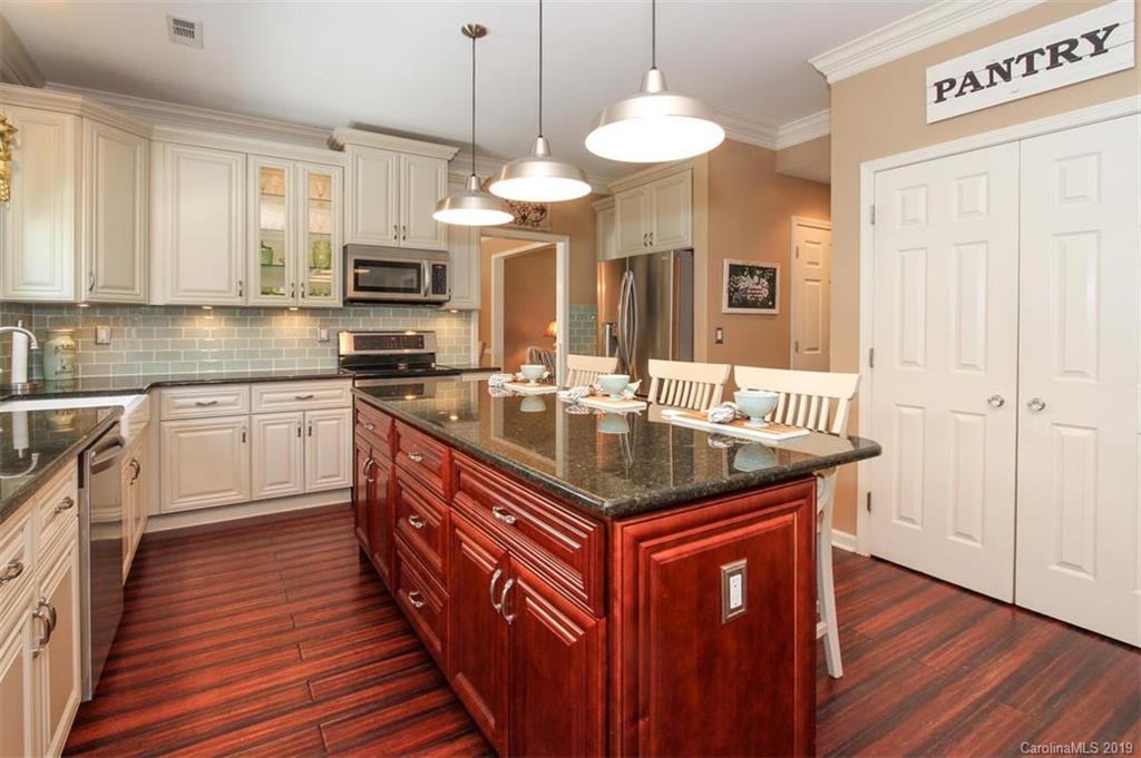515 Whitehead Court Fort Mill, SC 29708 - Photo 8 of 34