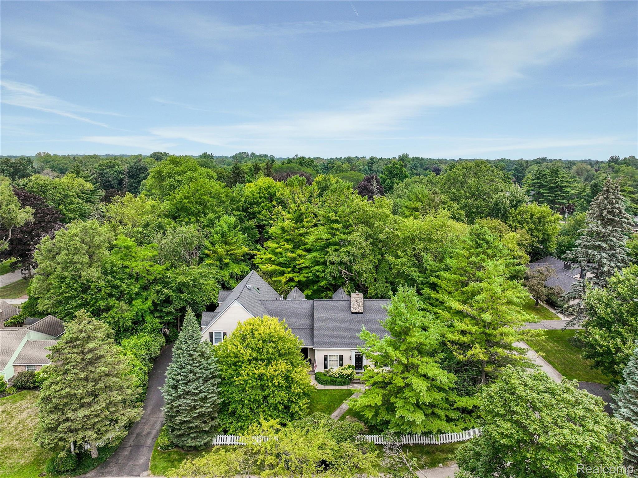 4200 Surrey Cross Road Bloomfield Hills, MI 48301 - Photo 41 of 42 Aerial view