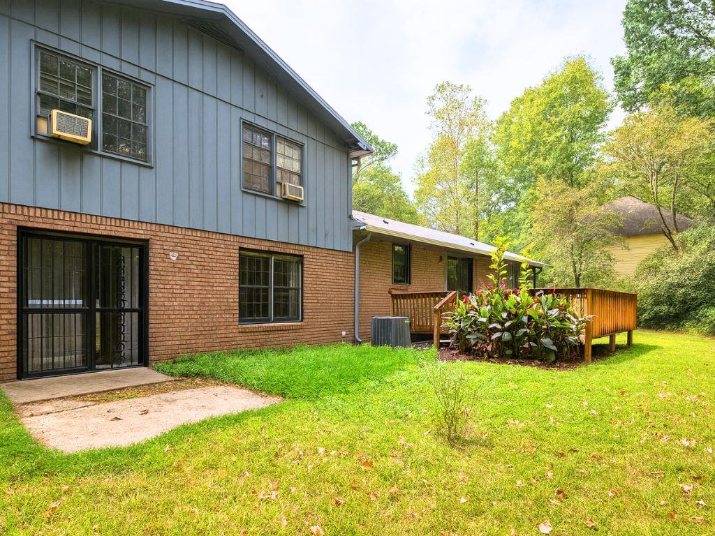 2587 Peyton Woods Trail Southwest Atlanta, GA 30311 - Photo 11 of 15