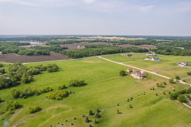 $735,000 | 17131 Kelcy Lane, Detroit Lakes, MN 56501