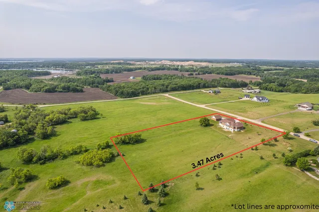 $735,000 | 17131 Kelcy Lane, Detroit Lakes, MN 56501