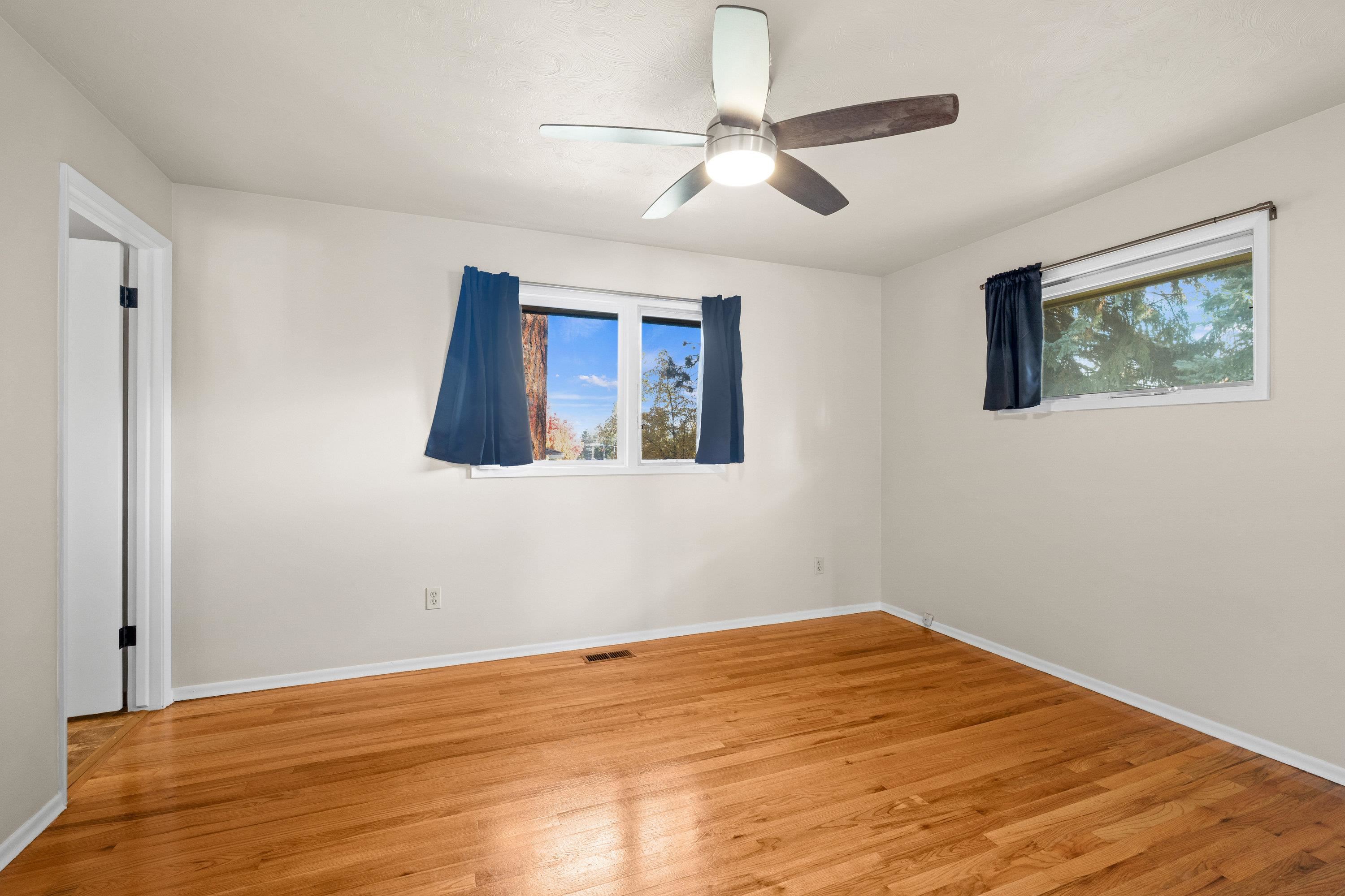 812 West Westover Road Spokane, WA 99218 - Photo 27 of 42