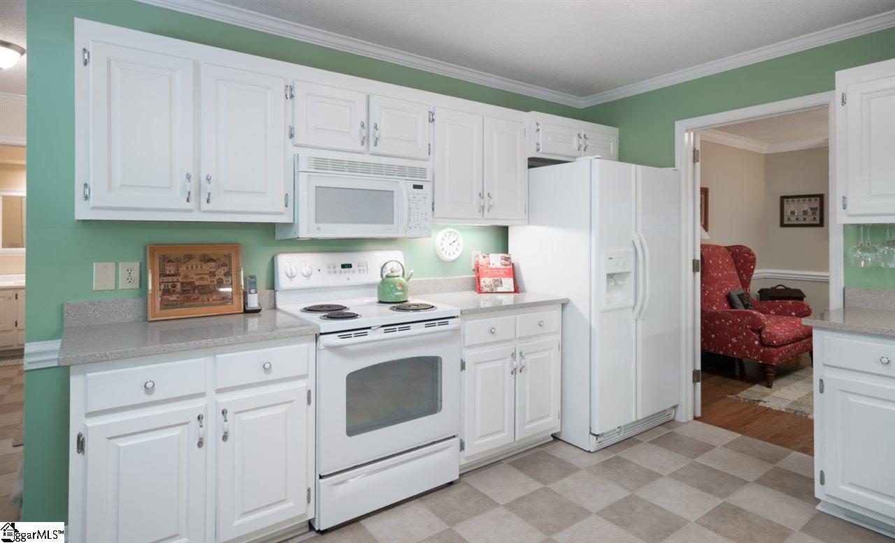 210 Quail Run Circle Fountain Inn, SC 29644 - Photo 13 of 36 Gallery Image 13