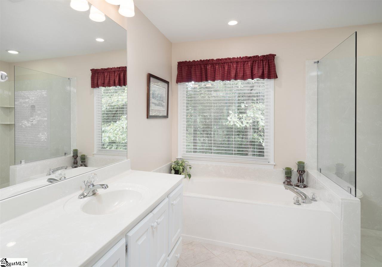 210 Quail Run Circle Fountain Inn, SC 29644 - Photo 17 of 36 Gallery Image 17