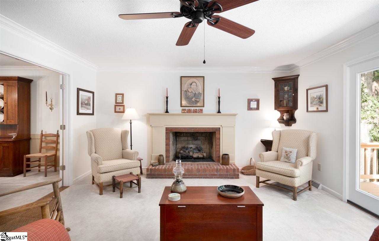 210 Quail Run Circle Fountain Inn, SC 29644 - Photo 8 of 36 Gallery Image 8