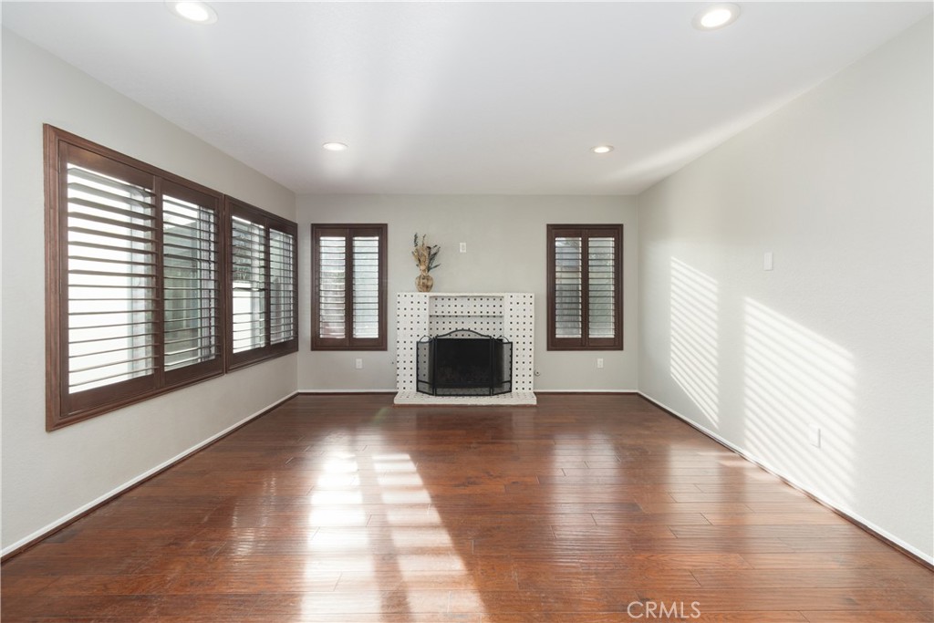 121 Genoa Way Upland, CA 91786 - Photo 13 of 23