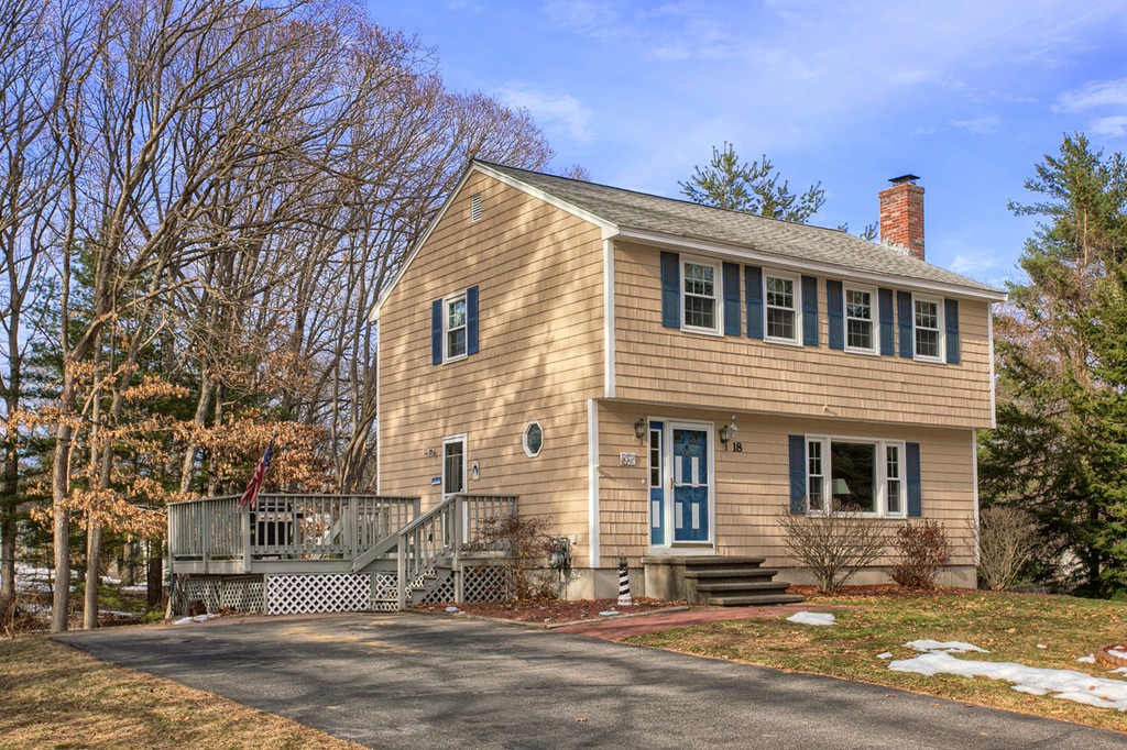 18 Spruce Road Westford, MA 01886 - Photo 2 of 30 Gallery Image 2