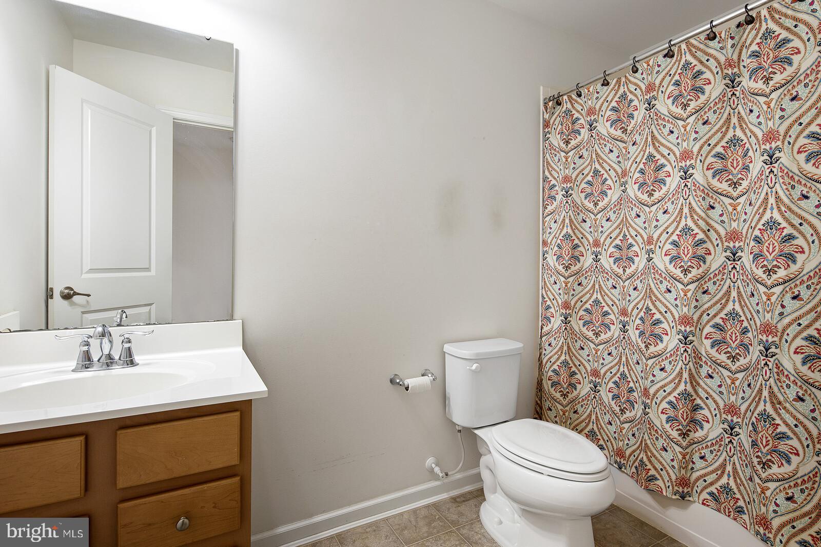 113 Redtail Hawk Circle Sewell, NJ 08080 - Photo 20 of 34 Hall Bathroom