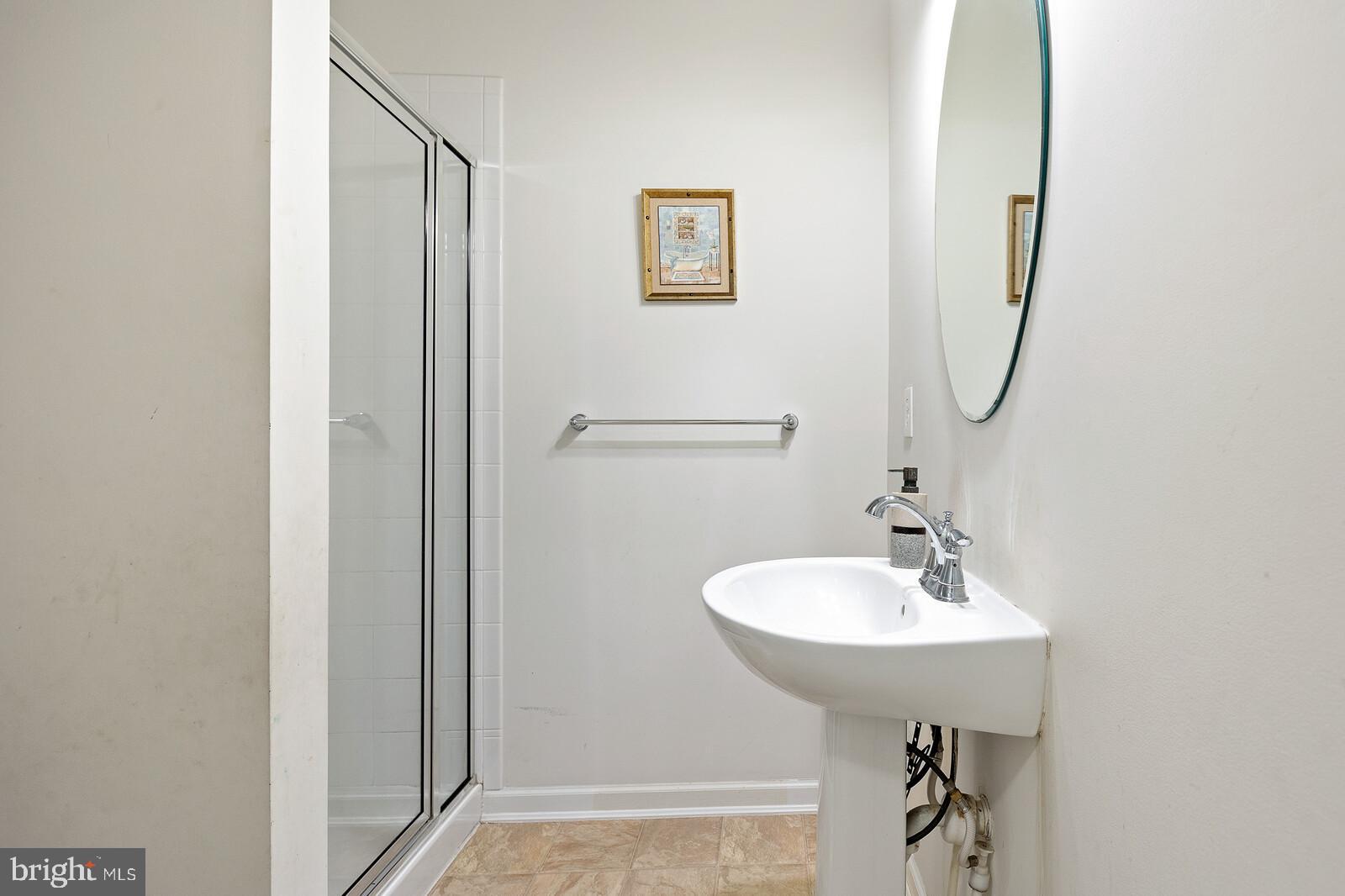 113 Redtail Hawk Circle Sewell, NJ 08080 - Photo 24 of 34 Main floor bathroom