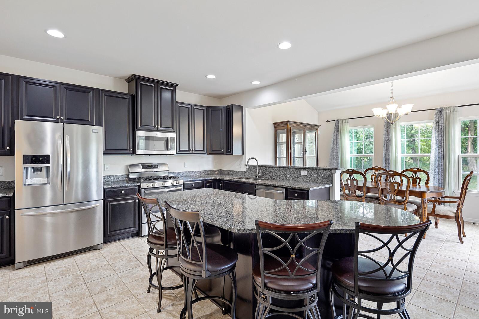 113 Redtail Hawk Circle Sewell, NJ 08080 - Photo 4 of 34 Kitchen