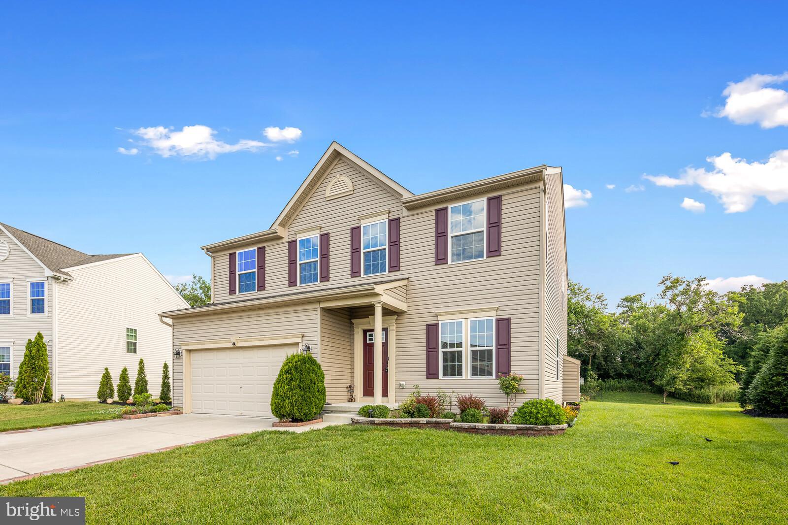 113 Redtail Hawk Circle Sewell, NJ 08080 - Photo 34 of 34 Front of the home