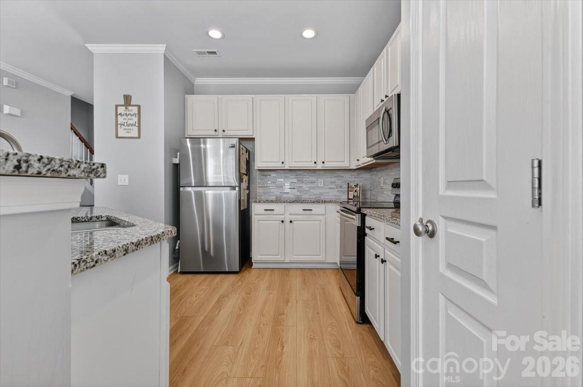 226 Dawn Mist Lane Fort Mill, SC 29708 - Photo 10 of 31 Gallery Image 10