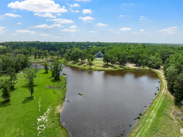 $2,224,000 | 18404 County Road 264, Oakwood, TX 75855