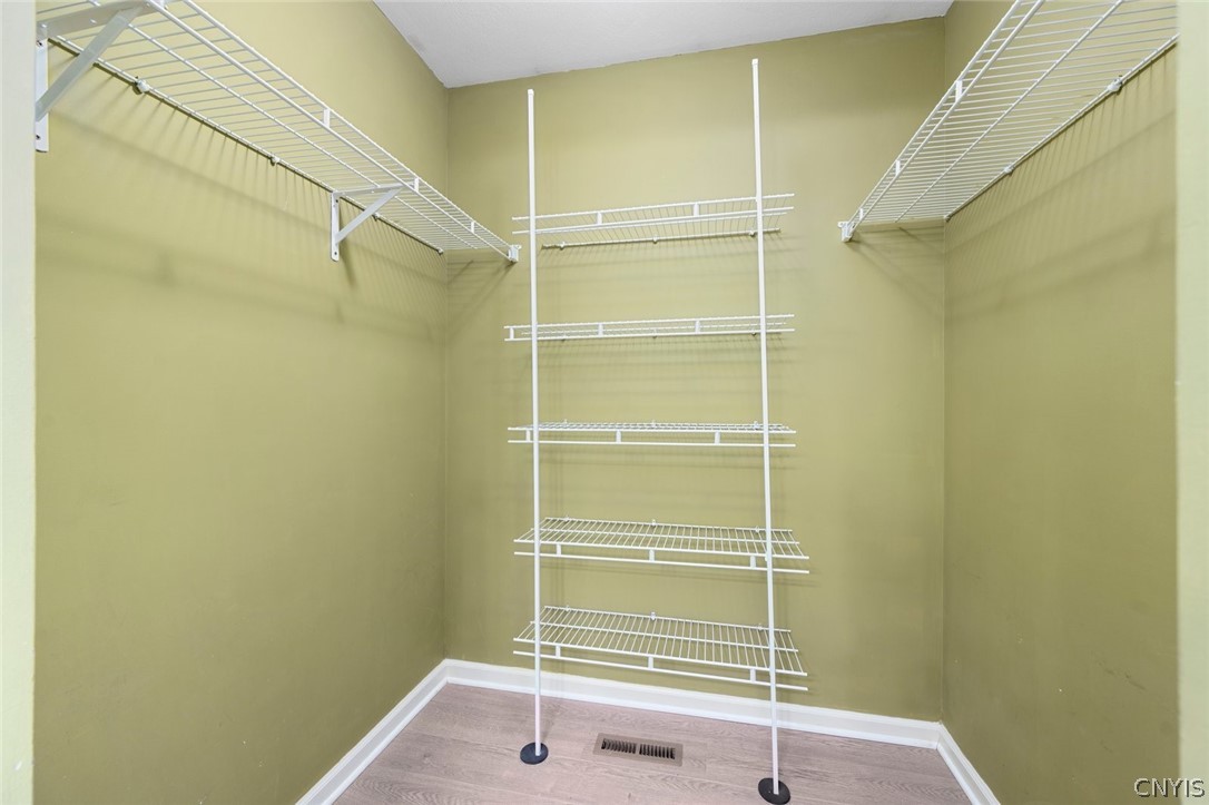 4618 Reliant Road Jamesville, NY 13078 - Photo 30 of 44 Walk-In Closet