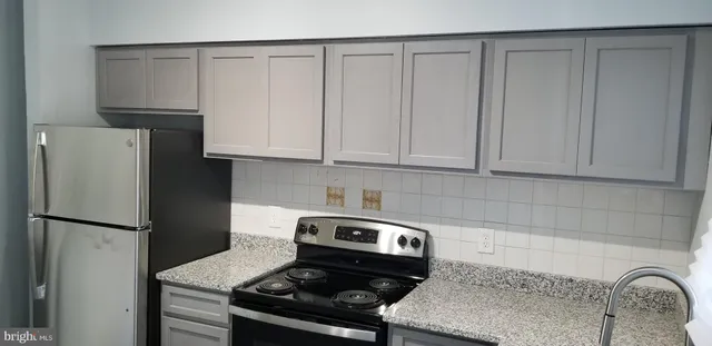 $1,800 | 1624 West Lexington Street, Baltimore, MD 21223