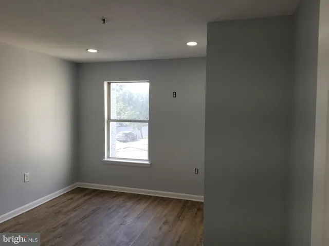 $1,800 | 1624 West Lexington Street, Baltimore, MD 21223