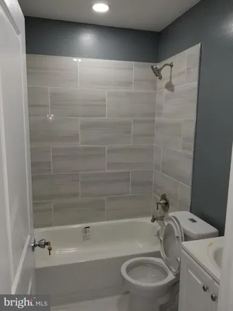 $2,450 | 1624 West Lexington Street, Baltimore, MD 21223