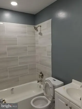 $2,450 | 1624 West Lexington Street, Baltimore, MD 21223