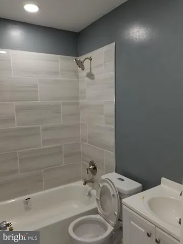 $1,800 | 1624 West Lexington Street, Baltimore, MD 21223