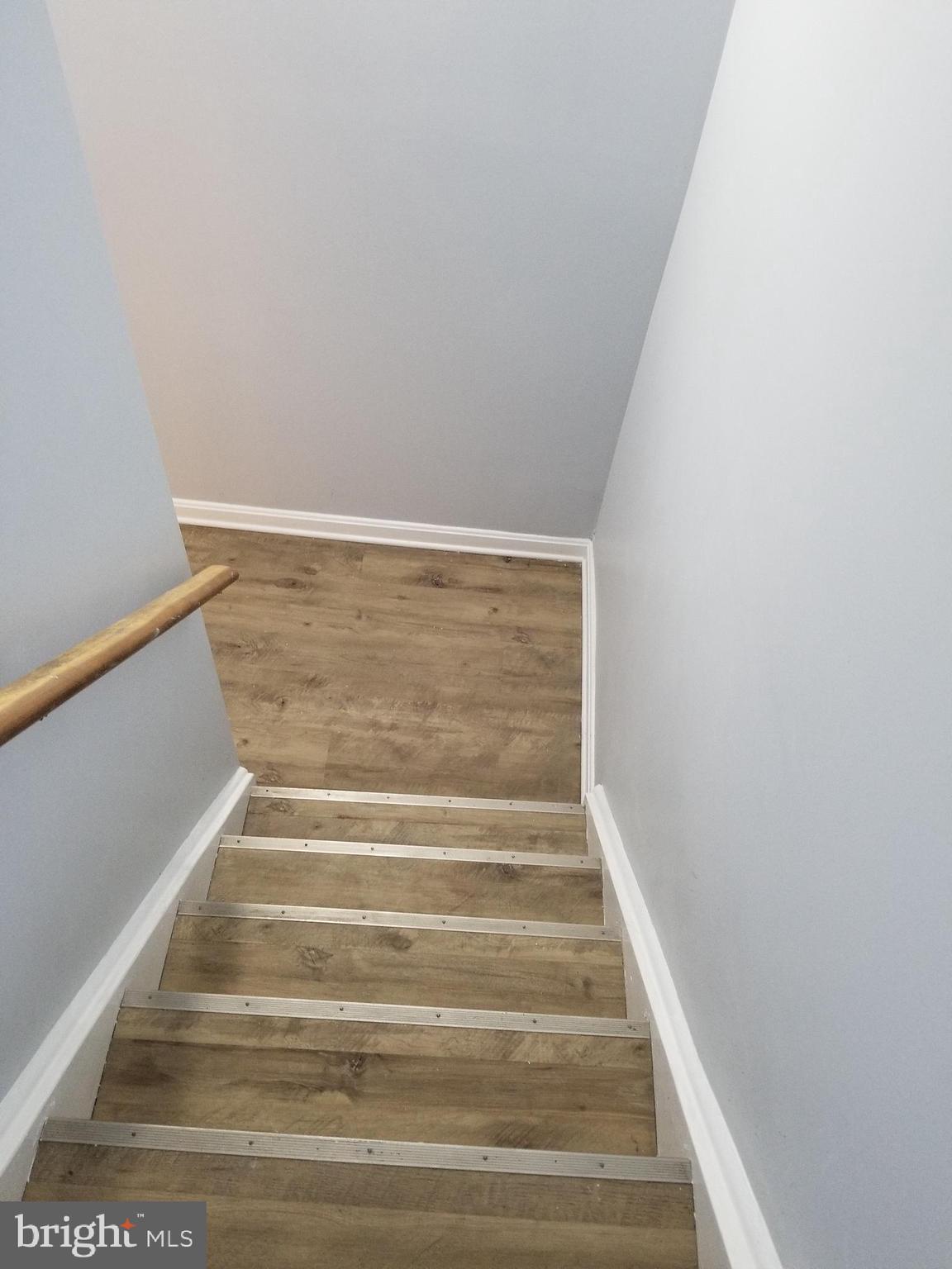 1624 West Lexington Street Baltimore, MD 21223 - Photo 60 of 63 a view of entryway