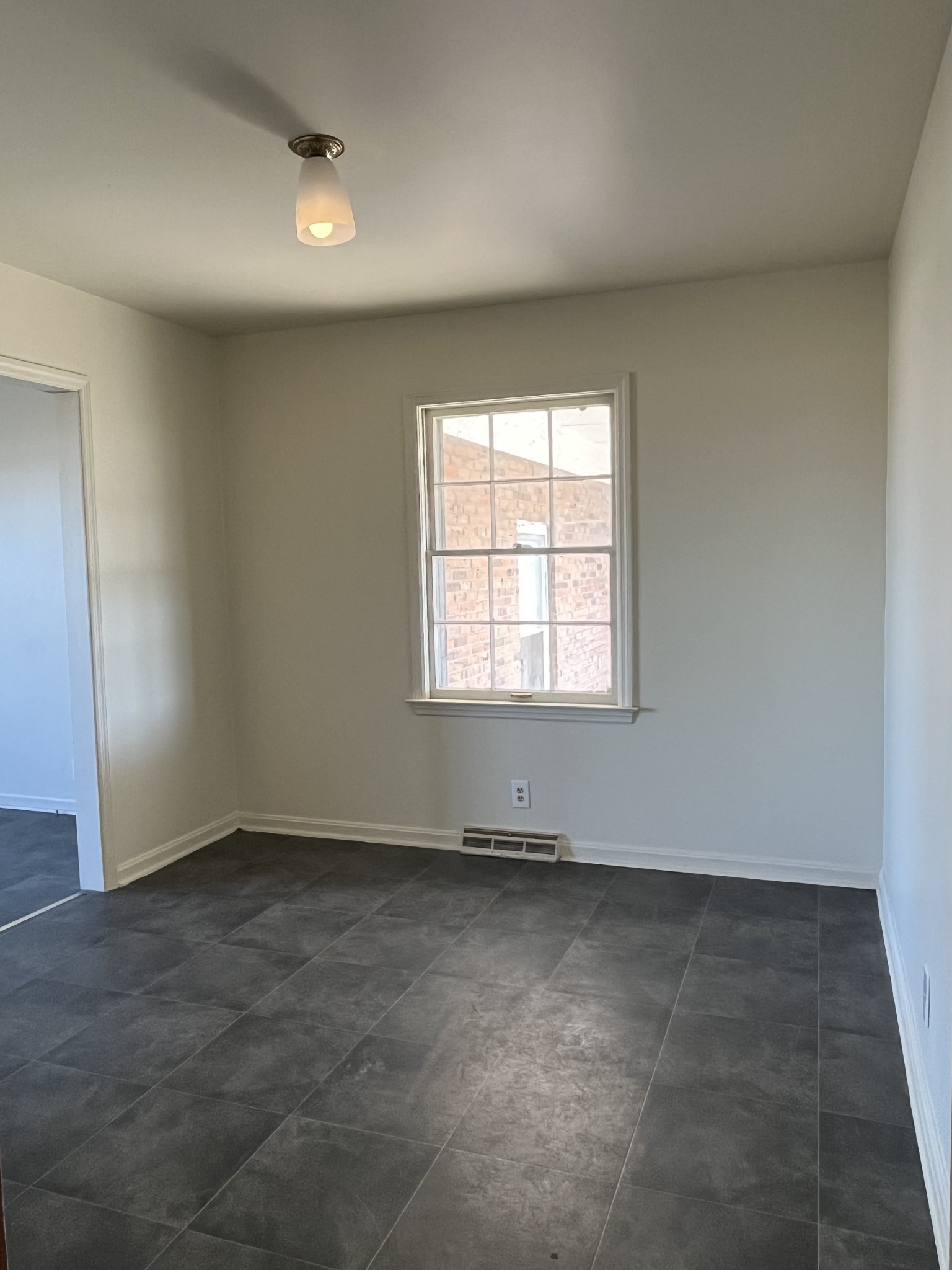 14403 Newstead Road Herndon, KY 42236 - Photo 8 of 25 an empty room with windows