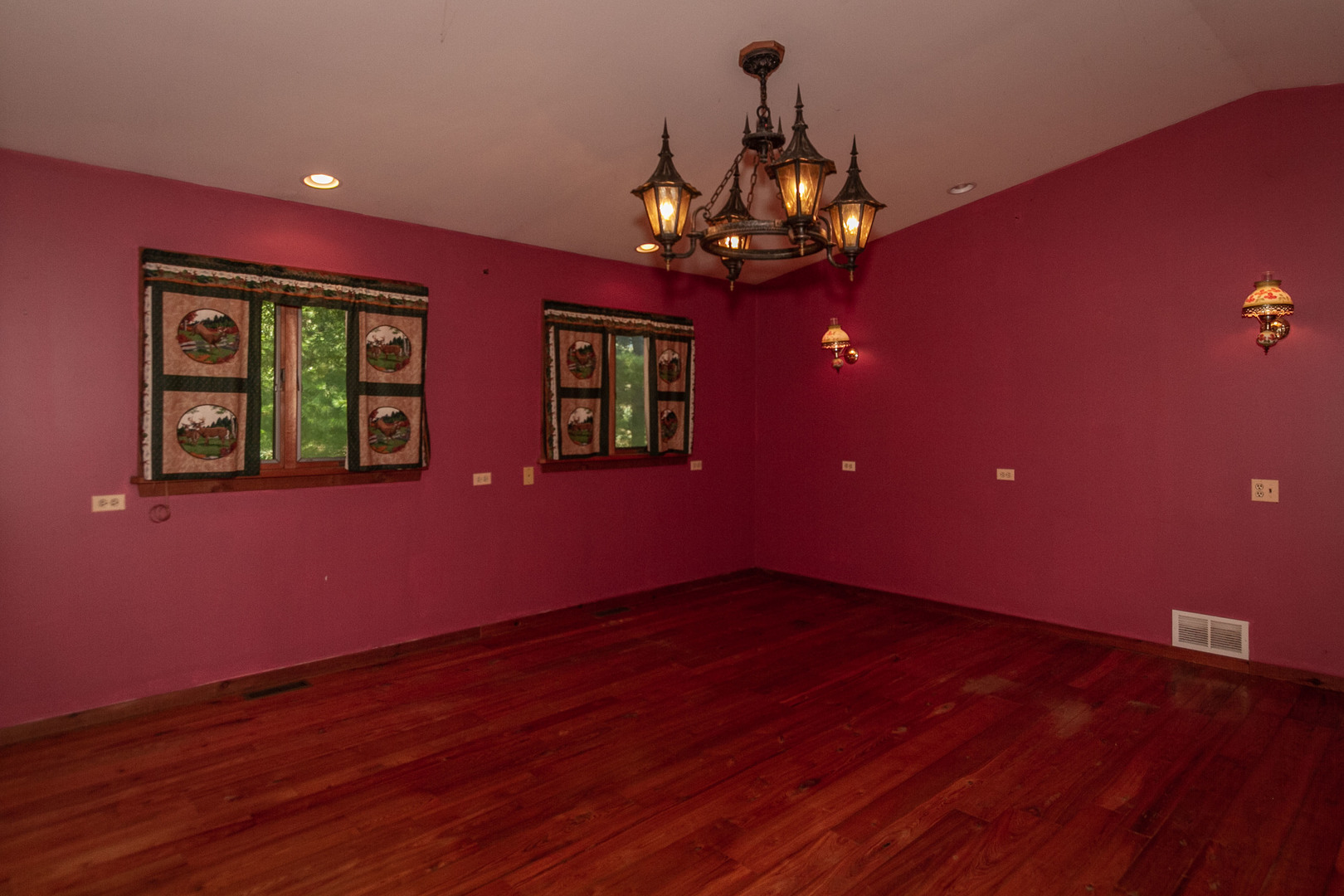 10409 Button Road Hebron, IL 60034 - Photo 13 of 33