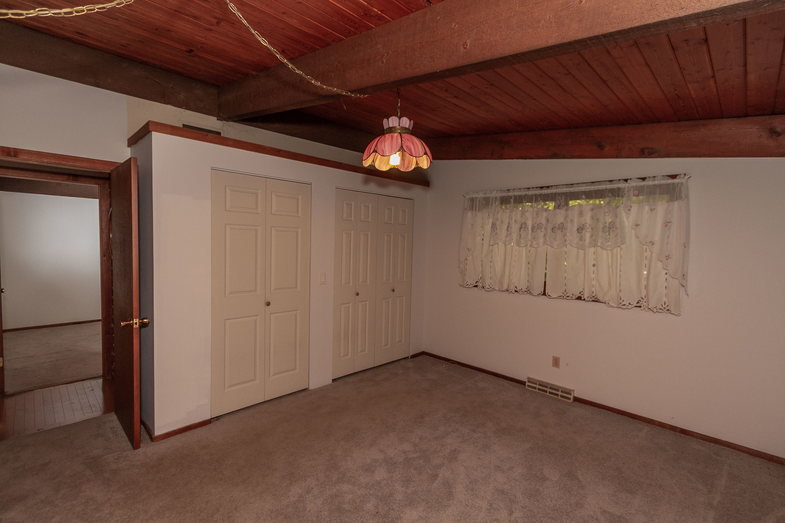 10409 Button Road Hebron, IL 60034 - Photo 17 of 33