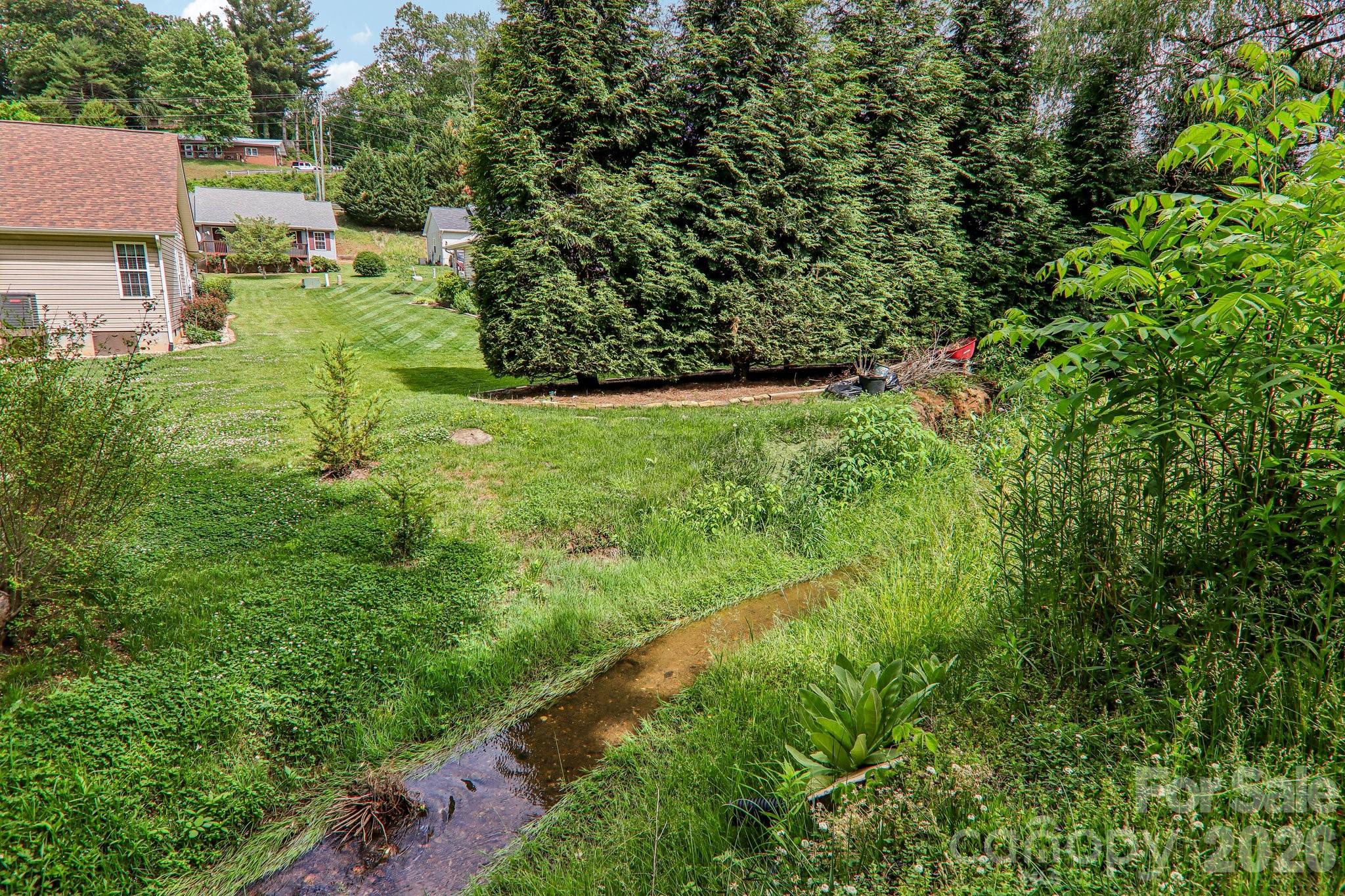 19 Dot Street Clyde, NC 28721 - Photo 27 of 28
